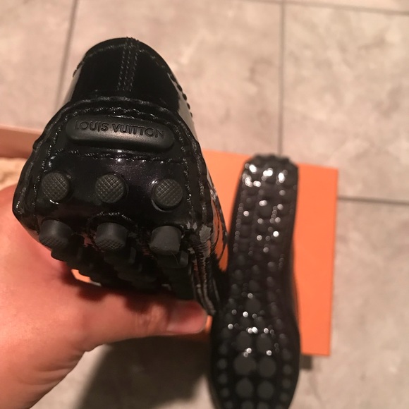 Louis Vuitton Oxford Flat Ballerina - Picture 3 of 4